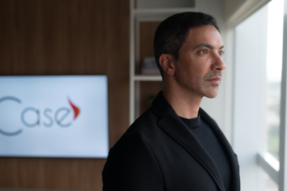 Paulo Henrique Silva Maia defende que a educação crítica é essencial para combater a desinformação.