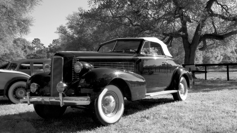 Preservar a história sobre rodas: Felipe Schroeder dos Anjos mostra como a inovação tecnológica mantém viva a essência dos clássicos automotivos.