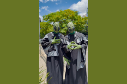 “Aliens”, dos gêmeos Willou & Watson, dispara no Instagram e domina as timelines — Non Stop.