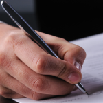 Matrícula e escritura não são iguais: entender a diferença é essencial para evitar prejuízos e garantir segurança jurídica nas transações imobiliárias, explica Kelsem Ricardo Rios Lima.