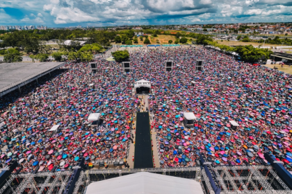 Logística, segurança e experiência marcaram o megaevento entregue pela Non Stop para mais de 100 mil pessoas. (Divulgação Equipe Bispo Bruno Leonardo)