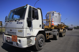 ReciclaBR destaca como a reciclagem de alumínio reduz emissões e economiza energia.